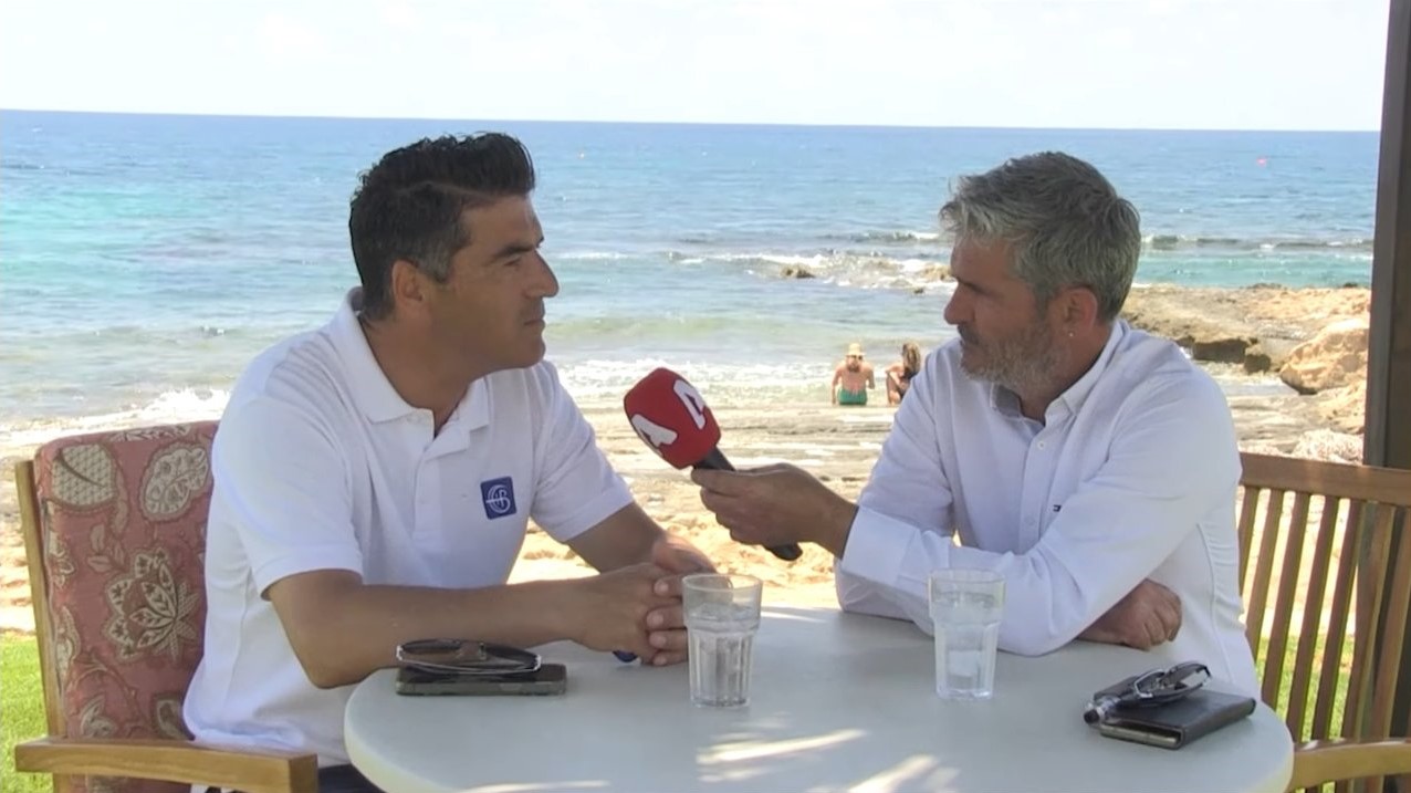 Ο Κωνσταντίνος περιγράφει πώς είναι να μεγαλώνεις μόνος δύο αγόρια